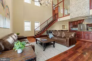 802 Locust St, Philadelphia, PA 19107 - Photo 18
