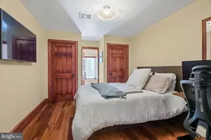 802 Locust St, Philadelphia, PA 19107 - Photo 24