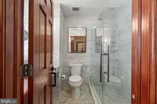 802 Locust St, Philadelphia, PA 19107 - Photo 22