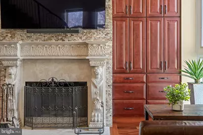 802 Locust Street #201, Philadelphia, PA 19107 - Photo 16