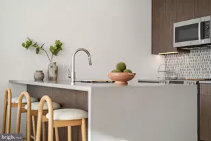 210 S 12th St, Philadelphia, PA 19107 - Photo 12