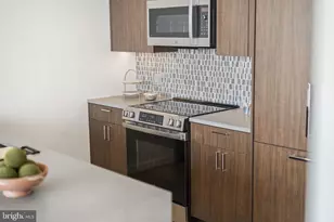 210 S 12th St, Philadelphia, PA 19107 - Photo 12