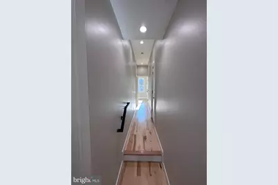 2821 W Girard Avenue #2ND FLOOR, Philadelphia, PA 19130 - Photo 12