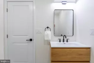 622 McClellan St, Philadelphia, PA 19148 - Photo 48