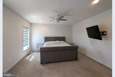 3300 Pietro Way, Philadelphia, PA 19145 - Photo 30