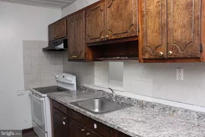 2051 Dennie Street, Philadelphia, PA 19140 - Photo 8