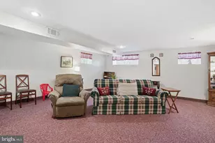 1027 Griffith St, Philadelphia, PA 19111 - Photo 24