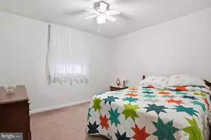 1027 Griffith St, Philadelphia, PA 19111 - Photo 20