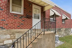 1027 Griffith St, Philadelphia, PA 19111 - Photo 4