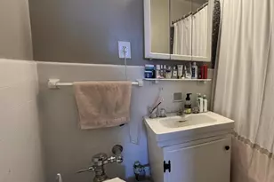 2031 Locust St, Philadelphia, PA 19103 - Photo 6