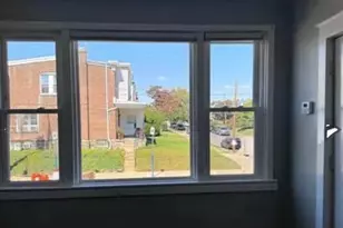 7725 Walker St, Philadelphia, PA 19136 - Photo 2