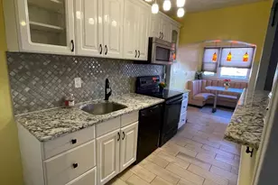 5207 Diamond St, Philadelphia, PA 19131 - Photo 8