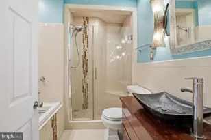 5207 Diamond St, Philadelphia, PA 19131 - Photo 14