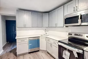 738 N 38th St, Philadelphia, PA 19104 - Photo 4