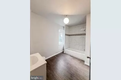 738 N 38th Street, Philadelphia, PA 19104 - Photo 12