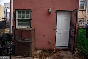 2548 N Lee St, Philadelphia, PA 19125 - Photo 34