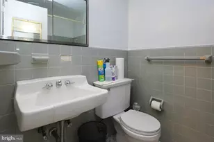 1900 John F Kennedy Blvd, Philadelphia, PA 19103 - Photo 4