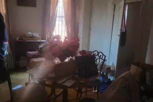 324 W Earlham Ter, Philadelphia, PA 19144 - Photo 10