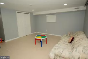 9957 Sandy Rd, Philadelphia, PA 19115 - Photo 24