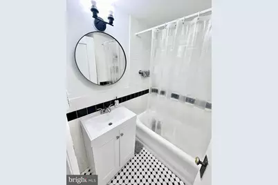 1324 Locust Street #1410, Philadelphia, PA 19107 - Photo 8