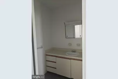 1710 Lombard Street, Philadelphia, PA 19146 - Photo 12