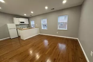 146 South St, Philadelphia, PA 19147 - Photo 2