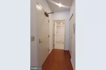 1427 Walnut Street #3F, Philadelphia, PA 19103 - Photo 2