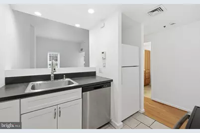 301 Race Street #C010, Philadelphia, PA 19106 - Photo 12