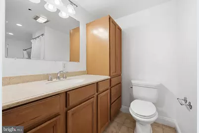 301 Race Street #C010, Philadelphia, PA 19106 - Photo 16