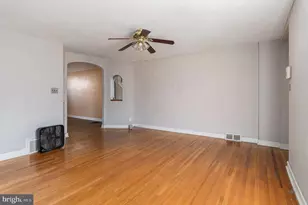 1331 Hellerman St, Philadelphia, PA 19111 - Photo 4