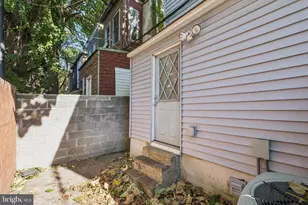 2338 N 12th St, Philadelphia, PA 19133 - Photo 8