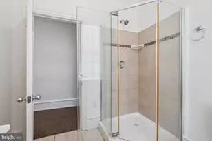 2330 N 12th St, Philadelphia, PA 19133 - Photo 12