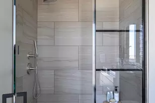 15 Dock St, Philadelphia, PA 19106 - Photo 18