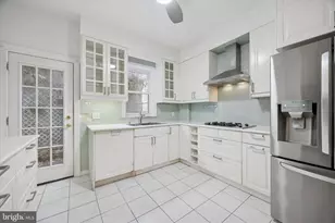 1605 S 8th St, Philadelphia, PA 19148 - Photo 8
