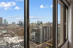 2001 Hamilton St, Philadelphia, PA 19130 - Photo 10