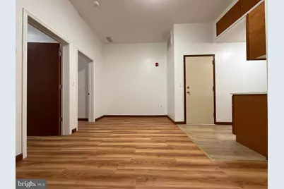 1017 Spring Garden Street #2F, Philadelphia, PA 19123 - Photo 2