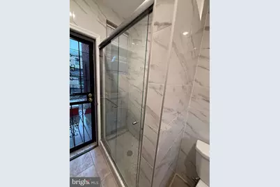 1017 Spring Garden Street #2F, Philadelphia, PA 19123 - Photo 12