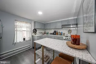 2314 Brown St, Philadelphia, PA 19130 - Photo 22