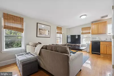 2019 Spring Garden Street #3R, Philadelphia, PA 19130 - Photo 6