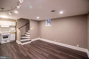 919 Pine St, Philadelphia, PA 19107 - Photo 2