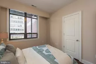 1501 Locust St, Philadelphia, PA 19102 - Photo 22