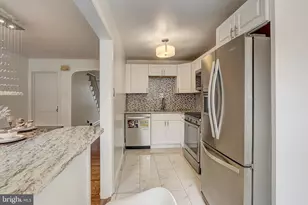 1351 Kimberly Dr, Philadelphia, PA 19151 - Photo 14