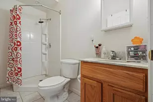 329 W Mt Pleasant Ave, Philadelphia, PA 19119 - Photo 28