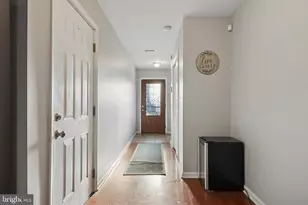 329 W Mt Pleasant Ave, Philadelphia, PA 19119 - Photo 4