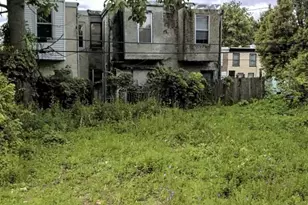 2610 W Arizona St, Philadelphia, PA 19132 - Photo 1