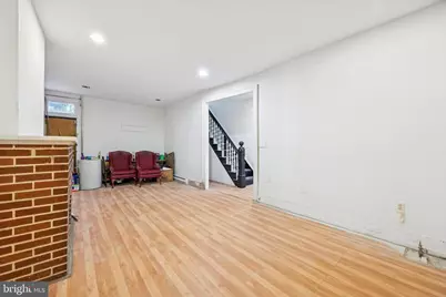 182 W Fisher Avenue, Philadelphia, PA 19120 - Photo 6