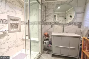 526 Montrose St, Philadelphia, PA 19147 - Photo 12