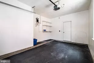 201 Commodore Court, Philadelphia, PA 19146 - Photo 14