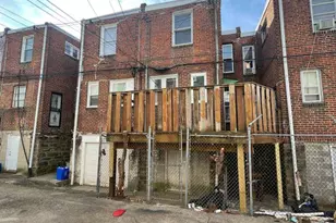 1729 S Edgewood St, Philadelphia, PA 19142 - Photo 12