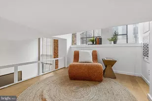 315 New St, Philadelphia, PA 19106 - Photo 12